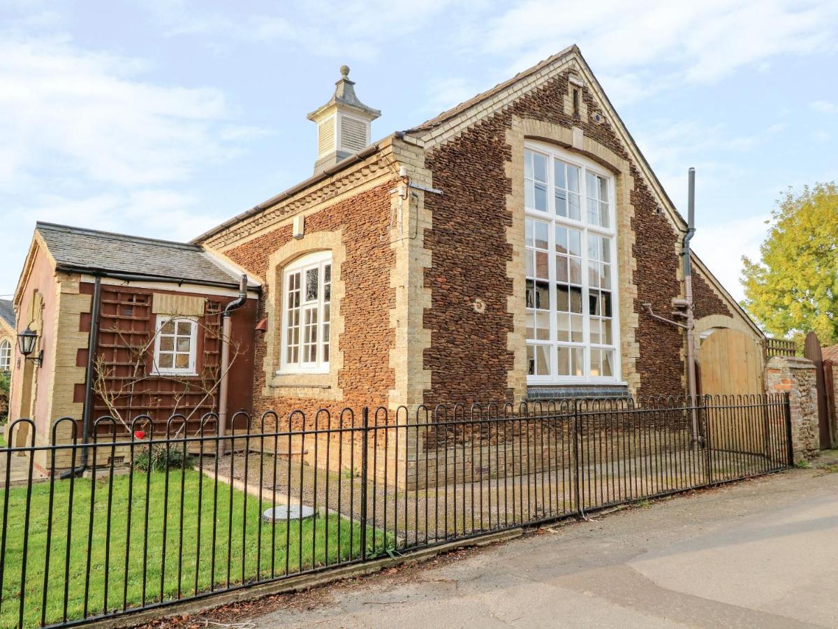 The Old School Villa Wereham Buitenkant foto